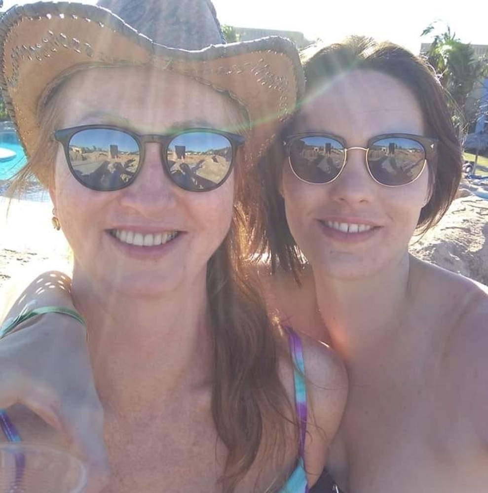 Meet your Posher, Cathy